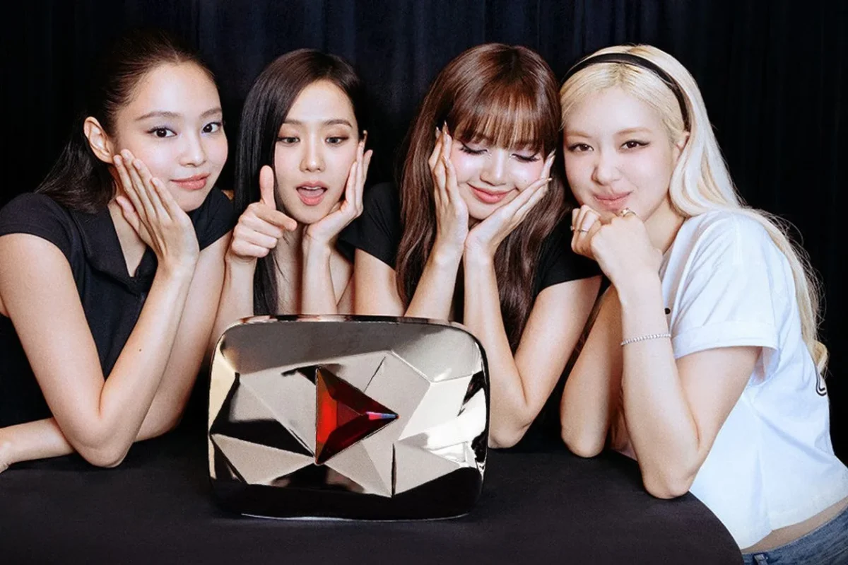 فرقة بلاك بينك تصبح أول فنان يصل إلى 100 مليون مشترك على يوتيوب.. أرقام وتفاصيل لا تفوتك